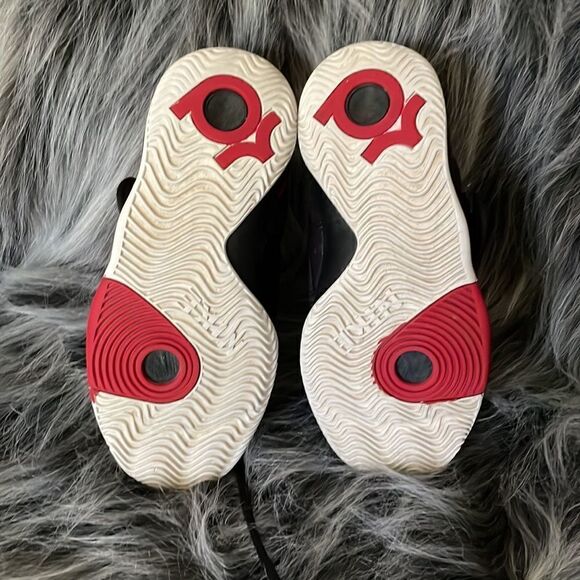 Nike KD Trey 5 VI Basketball Shoe Black/University Red/White Size 5.5Y - Picture 7 of 8